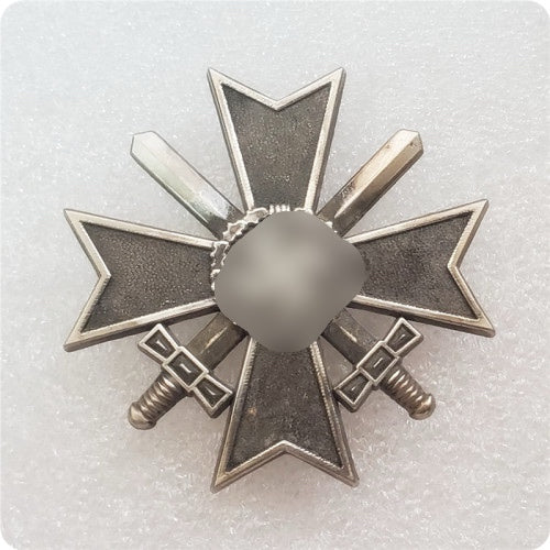German WW2 Iron Cross & Swords 1939 Antique or Silver Pin Brooch